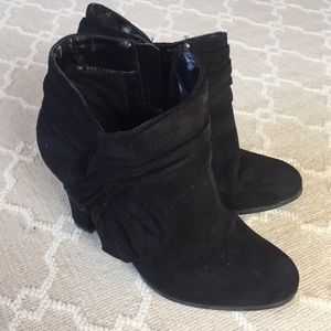 Faux suede heeled booties with bow